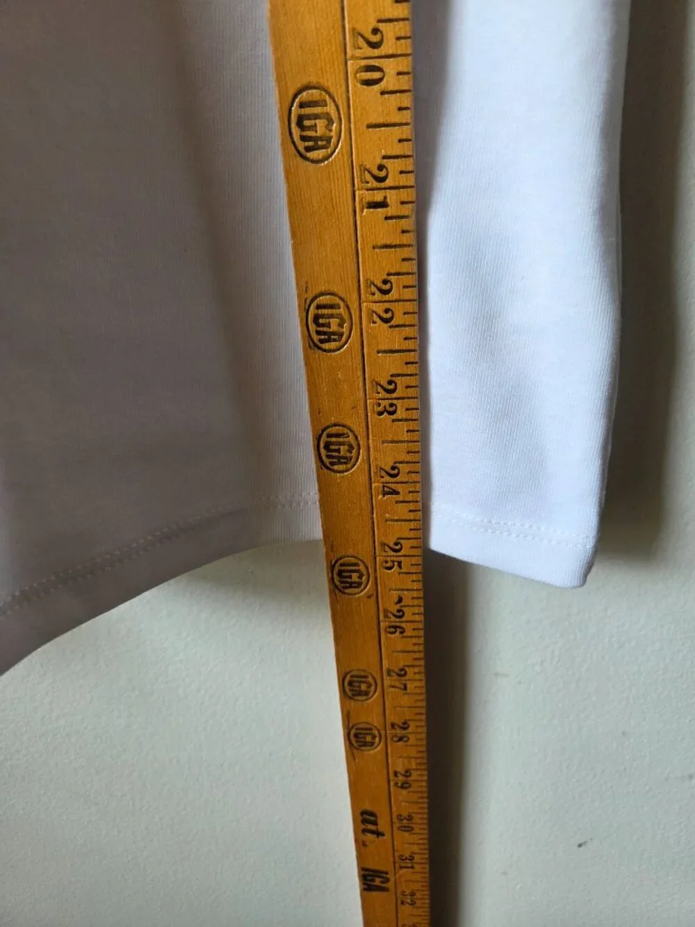LIKE NEW NEVER WORN MICHAEL KORS WHITE V NECK ZIPPED TEE COTTON BLEND SIZE XL